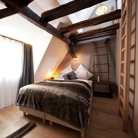 Hotel Traeumerei Gmbh *