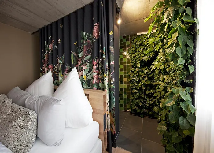 Traeumerei Gmbh Hotel *